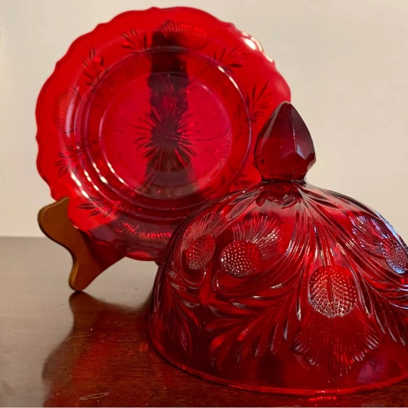 Vintage Mosser Deep Ruby Red Inverted Thistle Glass Cheese/Butter Dish Beautiful - Picture 4 of 4